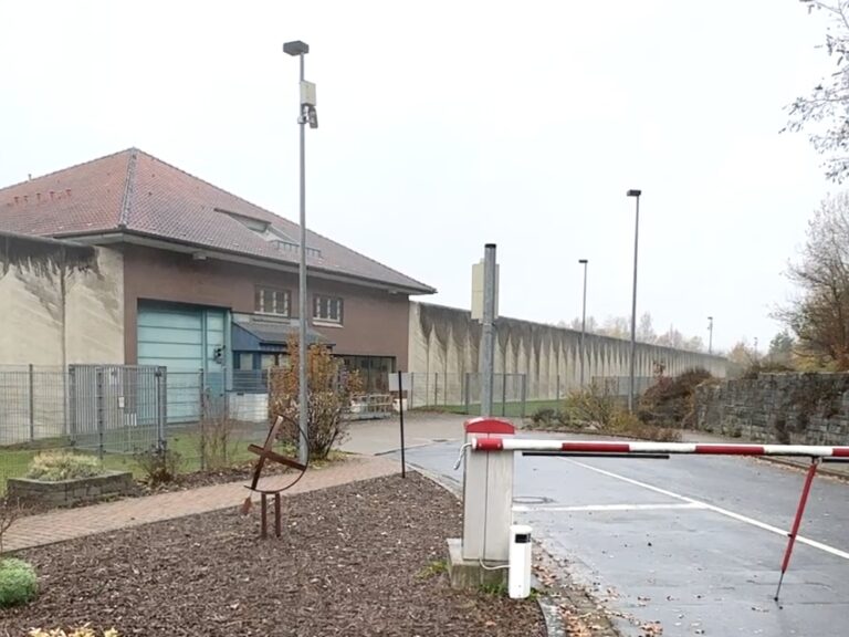 Antrag zum Schwarzfahren: Strafe ja, Gefängnis nein