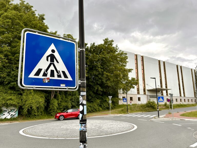 Einfach und effektiv: Antrag für mehr Zebrastreifen in Rostock